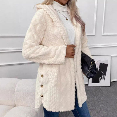 Aveline™ | Cozy Button-Detail Winter Jacket